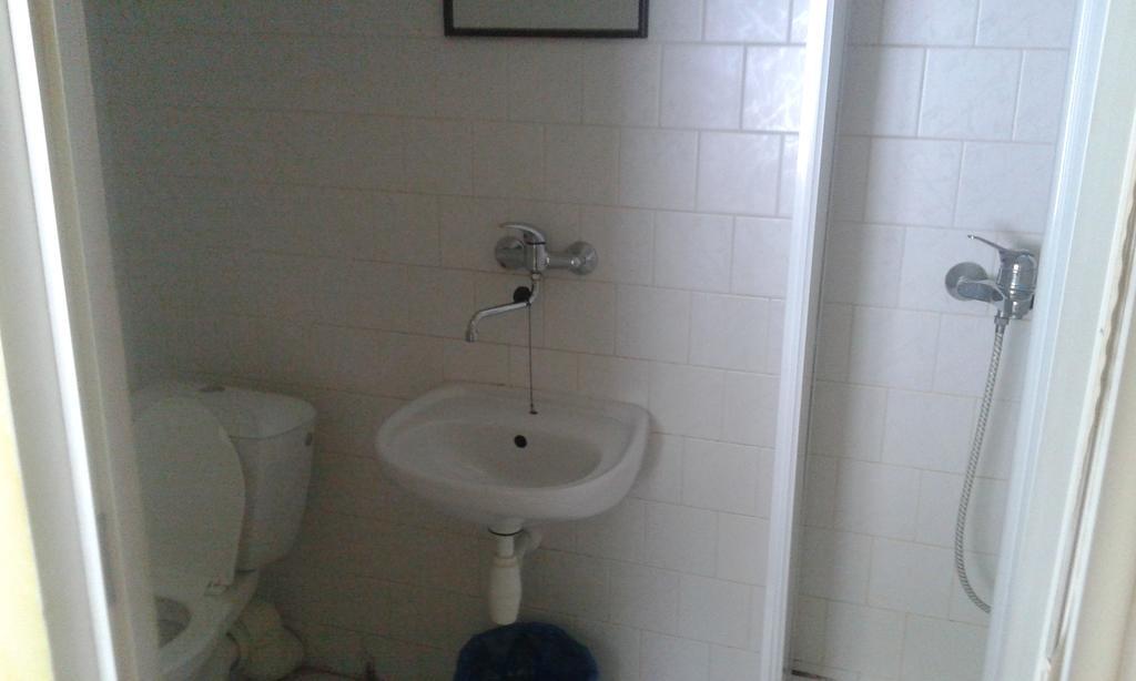Pomnenka Hotell Pec pod Snezkou Exteriör bild