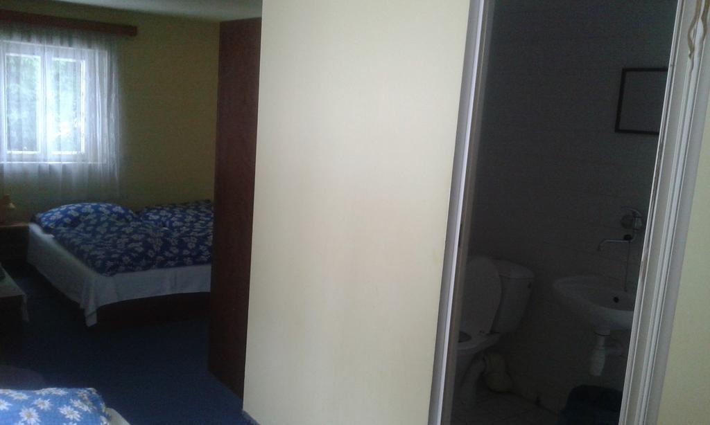 Pomnenka Hotell Pec pod Snezkou Exteriör bild
